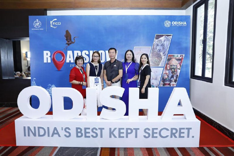 CMO_Odisha's tweet photo. To rejuvenate the centuries-old cultural ties between #Odisha &amp; #Vietnam, @odisha_tourism held roadshow in Hanoi. Several tourism industry stakeholders from Vietnam expressed interests to collaborate with Odisha’s industry stakeholders &amp; explore the State's rich Buddhist circuit. https://t.co/pLKEotkXd6