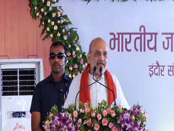 RisingKashmir's tweet photo. #Pak forgot who is our #PM during #Uri, #Pulwamaattacks: #AmitShah

Slams #UPA's meek #response to #terrorattacks

@AmitShah @HMOIndia
@narendramodi @rajnathsingh
@PIB_India 

https://t.co/rKsuc89y1F https://t.co/8mq4J96y2o