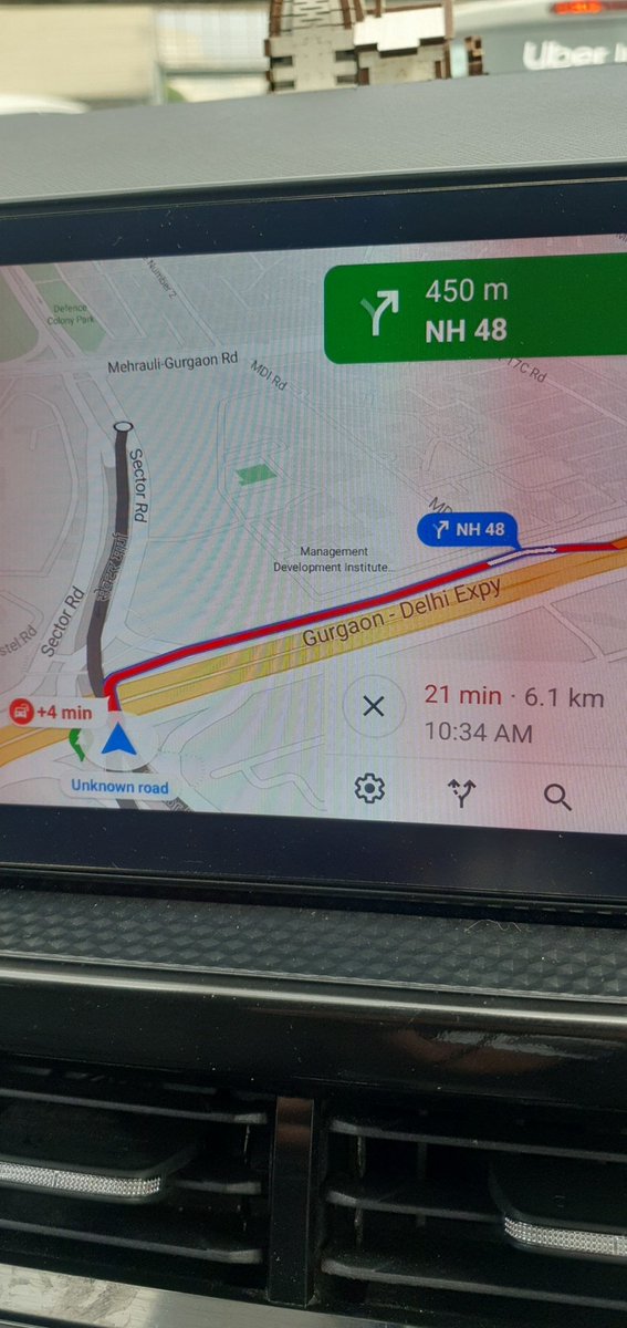 bratt1985's tweet photo. @TrafficGGM @gurgaonpolice @IGtraffic_hry @DC_Gurugram @dcptrafficggm @cyberpoliceggm @police_haryana @FBDPolice Signature Tower chowk pe kya maut aai hai aaj???? https://t.co/JuekrQ0pfF