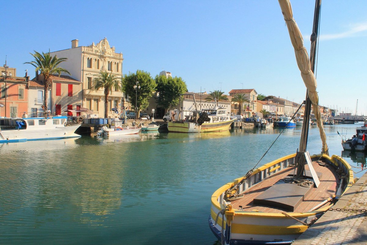 Einen schönen guten Morgen für euch 
Nicht für AFD Nazi  korrupte Politiker und sonstige Verbrecher