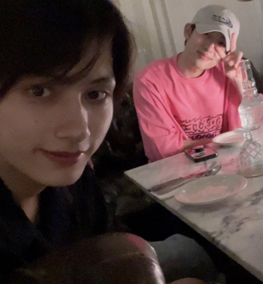 anodeinlife's tweet photo. i love them with my whole entire existence 😭😭😭💛💛 https://t.co/69cKbs0FAy