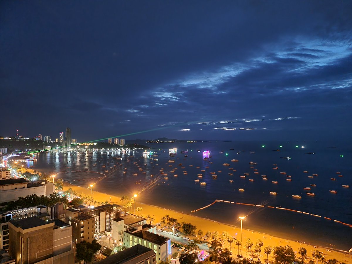 PattayaSeven7's tweet photo. From the balcony #Pattaya #Thailamd #Travel #beach https://t.co/d7My4OXQsb