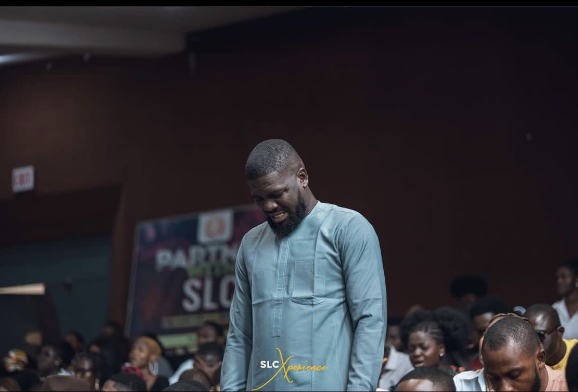 slchurchng's tweet photo. The gracious hand of the Lord is upon you to give you supernatural speed.
No man will be able to stand against you this week.
Type 'Amen 'if you believe
#sIcsunday #withoutwalls #sIcexperience #supernaturallifechurch https://t.co/scYH573ugQ