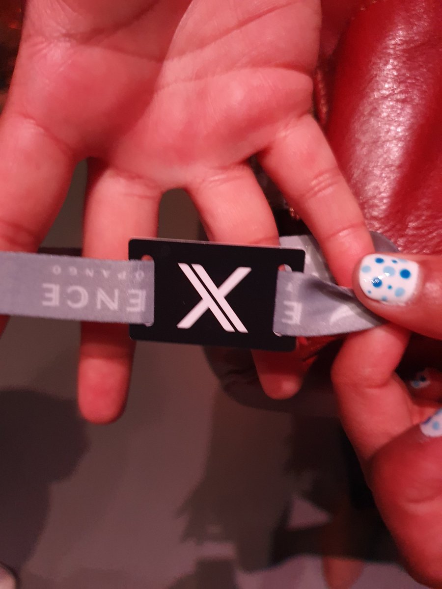 mattyjacts's tweet photo. I thought this new logo looked familiar #x #allblacks https://t.co/AwKxOJ2wvr
