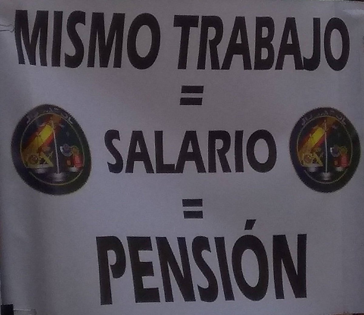 AlgecirasJucil's tweet photo. @JusapolVizcaya @policia @guardiacivil #DerechoALaNoDiscriminación 
#EquiparacionRealYa
#JubilacionDignaYa
#ProfesionDeRiesgoYa.
#ZonaEspecialSingularid https://t.co/KVmE32ZqCN