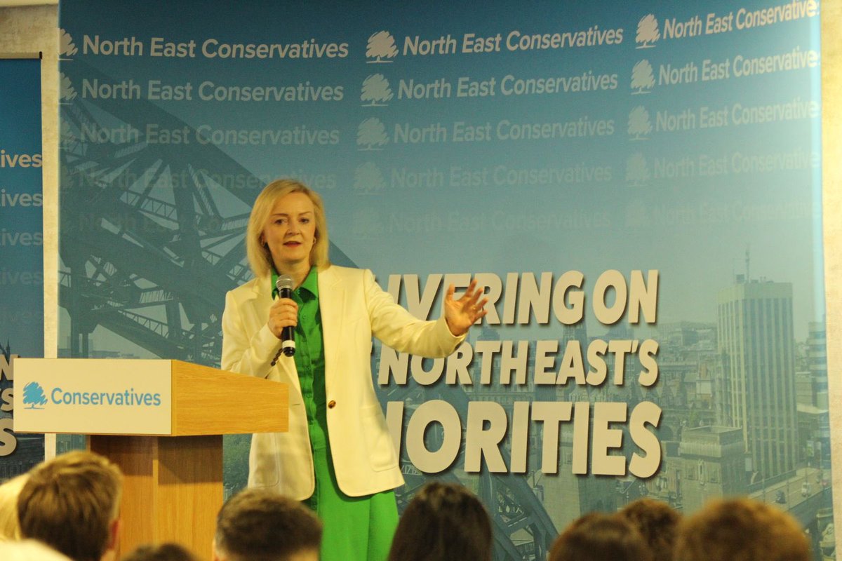 Liz Truss tweet media