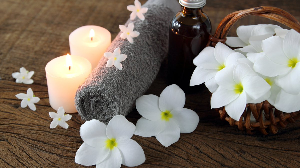 Relax and rejuvenate at Entabeni with a soothing massage! 🌸💆‍♀️ 

Let our skilled therapists melt away your stress amidst the serene beauty of nature. Pamper yourself with the ultimate relaxation experience during your stay. 🌿🌟

Treat yourself to a massage at Entabeni!