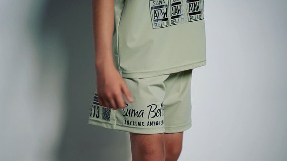 sullo_staff's tweet photo. 『23SS CITY UNIFORM SHIRT & SHORTS』
sulloならではのグラフィックプリントに接触冷感の生地を使用して作られたこのセットアップ👀
この暑い夏でも快適な着心地をお届けします。
このセットアップがあれば街でもピッチでもCOOLですね!!
#sullo
#sumabello
#anytimeanywhere https://t.co/tM7Uv5wRjF