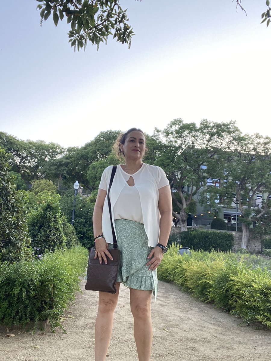 WhynotShopper's tweet photo. La falda pantalón es una de mis prendas favoritas para el verano!
Cuál es la tuya?
PD. Adiós julio! ❇️
#faldapantalon #look #style #lookdeverano #modafeminina #whynotshopper #casualstyle #quemepongo #tendencias2023 #inspostyle #summerstyle #byebyejuly
#FelizLunesATodos https://t.co/QLcxYyloI8
