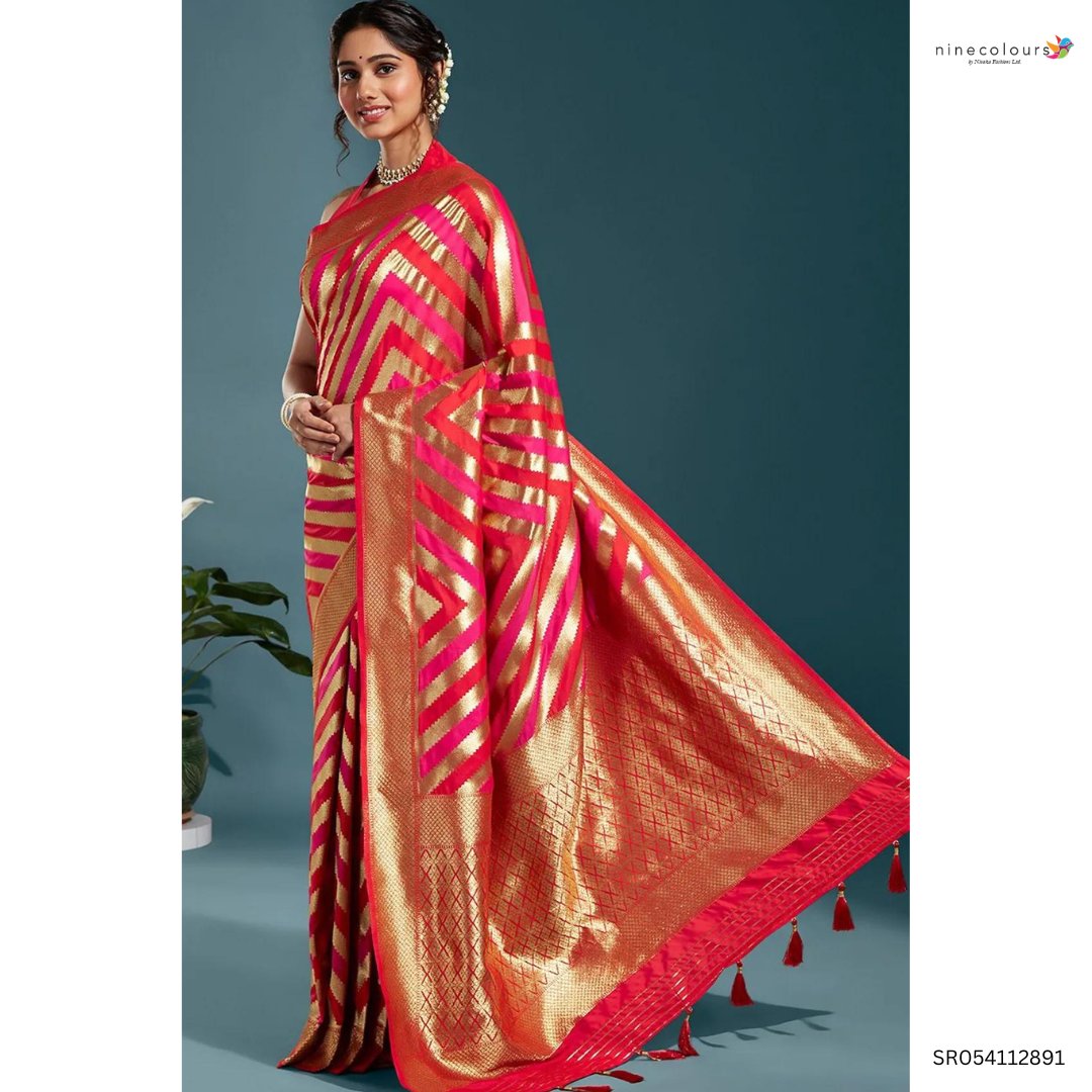 NineColoursInd's tweet photo. Step into a world of elegance and charm with our sarees
.
.
Shop - https://t.co/eXt9fgZI36
.
.
#saree #sareelovers #sareevibes #sarees #business #mumbai #india #ninecolours https://t.co/ah2tmOaeRo