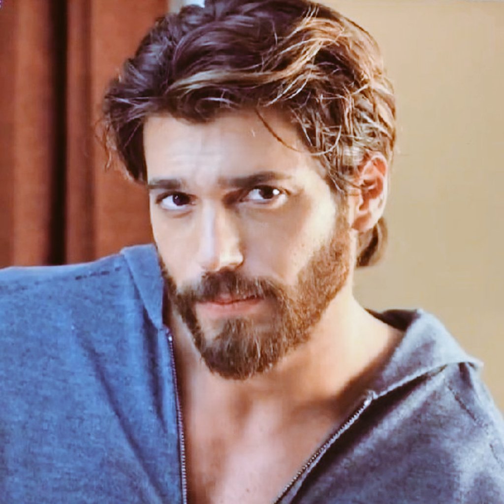The place where Can deserves to be. 🥇🔝🧿👏👏👏

#CanYaman 🌐🌪️🌟