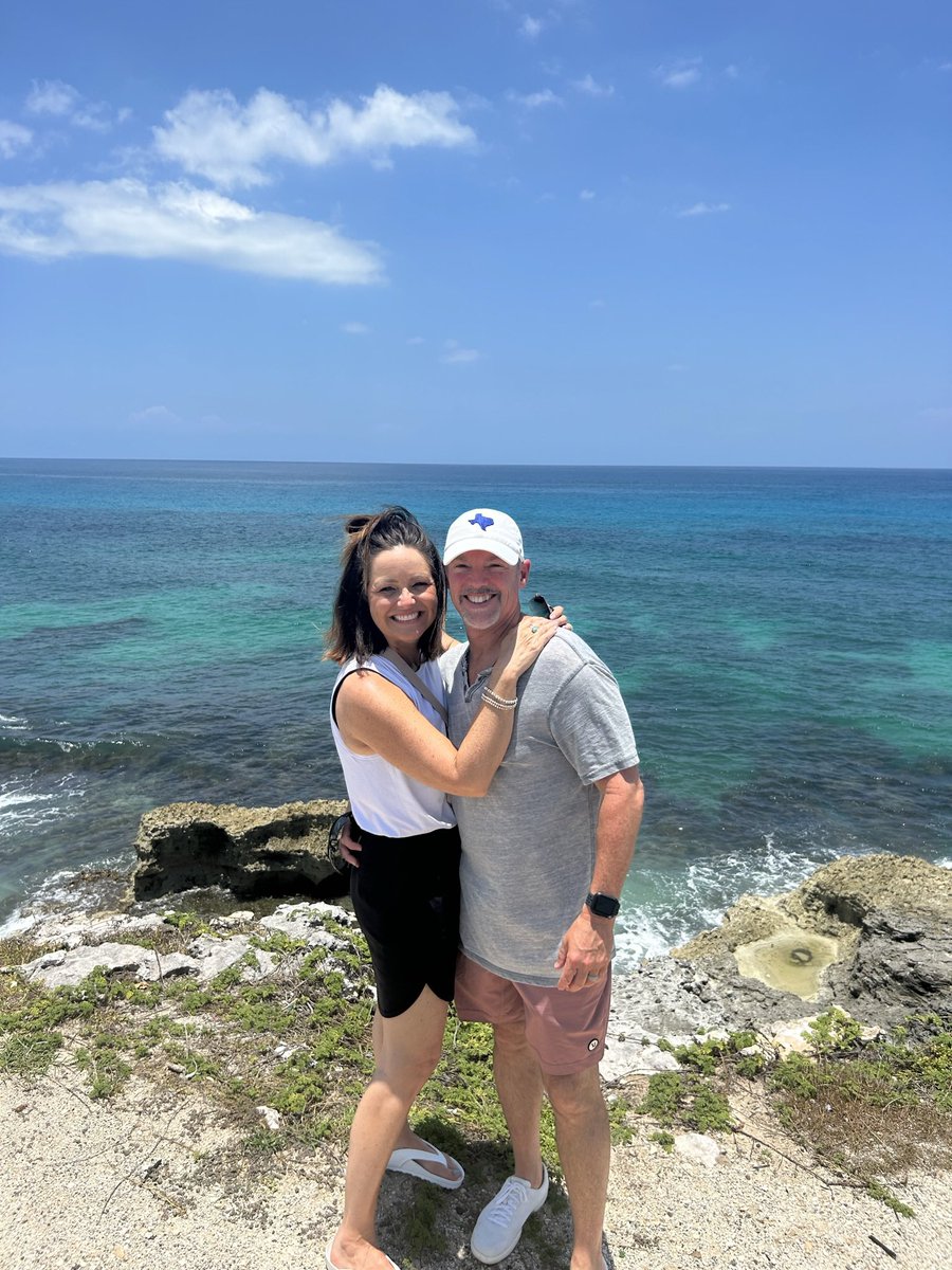 bellville_rowe's tweet photo. Excited to start another year! Summer was great - celebrated 27 years with my bride & gained a daughter-in-law! Itβs now time to for Bellville Football. π
±οΈπ
±οΈπ
π year 28
π year 20 as AD/Hd Football
π year 13 in Bellville πΊπΈ
#byesummer #hellofootball https://t.co/jWHYw2DJUf