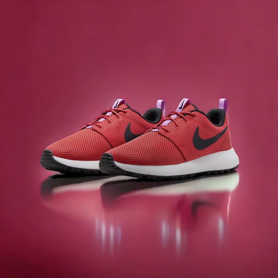 Energising Monday

#repost • <a href="/scottsdalegolf/">Scottsdale Golf</a> NEW IN • Nike Roshe Golf Shoes in Red/Black/Fuchsia. Available online now ❤️🔥⛳️

#nike #nikegolf #golflife #golfstyle #golffashion #trendygolf #nikegolfshoes #golfshoes #copordrop #swooshlife #instagolf #golfgear #golfuk #golfaddict