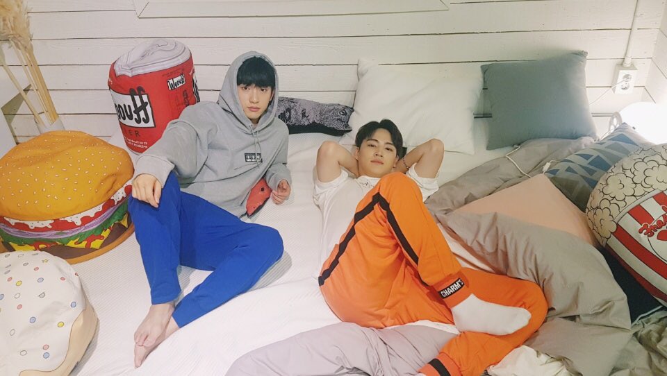 Suthida1626's tweet photo. คู่นี้คือที่สุดแล้วในใจ 😁
🌴🍑
#JJProject
#6yearswithJJPVerse2
#6YearsWithJJProject https://t.co/iSRFVpuE0s