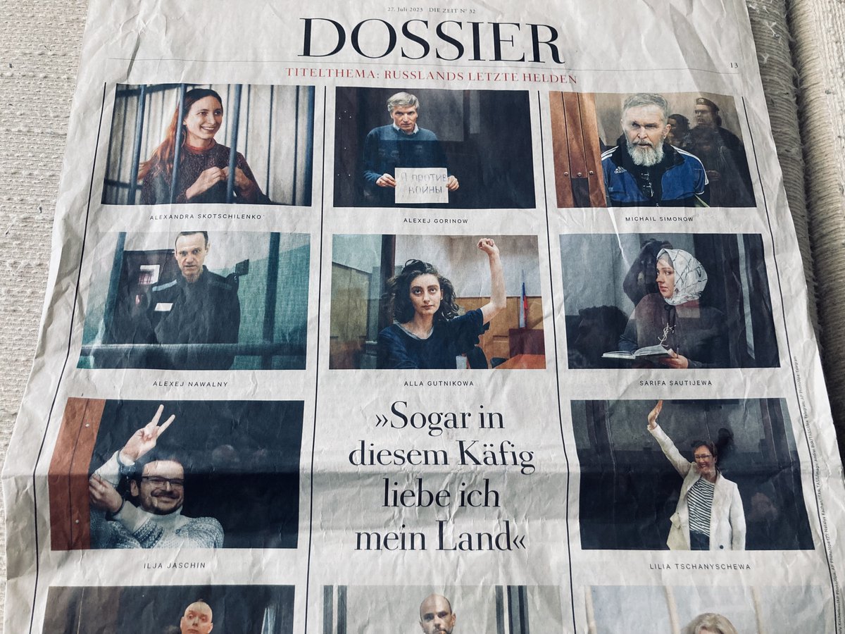 In Russland gibt es nur noch einen öffentlichen Ort, an dem die Wahrheit über den Krieg gesagt werden kann: 

Vor Gericht, beim "letzten Wort" des Angeklagten,  последнее слово.

Lest das fantastische &amp; bedrückende Dossier von <a href="/AliceBota/">Alice Bota</a> <a href="/MichaelOThumann/">Michael Thumann</a> &amp; C. Lobenstein <a href="/DIEZEIT/">DIE ZEIT</a>