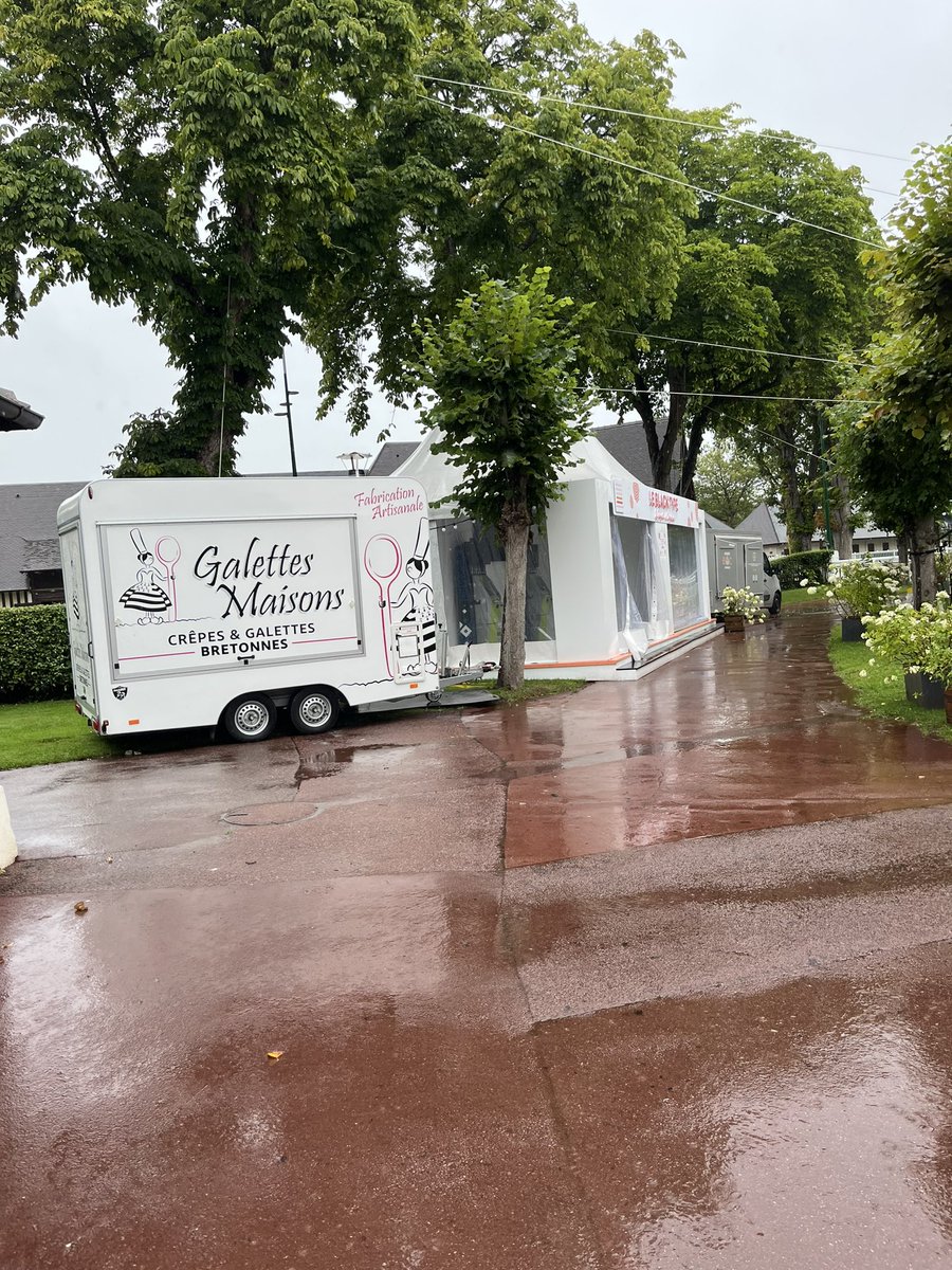 Cardenne Chrystelle tweet media