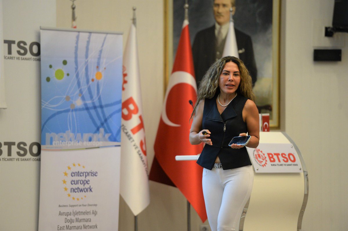 BursaTSO's tweet photo. 🟢Odamız ve Marmara Üniversitesi Ekonomik ve Sosyal Alanda Kadın Çalışmaları Uygulama ve Araştırma Merkezi (#ESKAR) işbirliğinde, @Tubitak destekleri ile Bursa’da yer alan kadın kooperatifleri ve kadın girişimcilere yönelik düzenlenen eğitim programının açılışı gerçekleştirildi. https://t.co/5XCcwAjlJQ