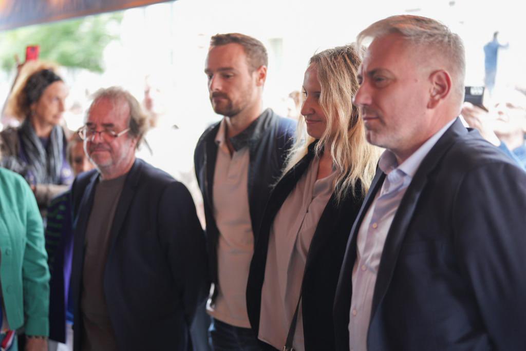 PSParis10's tweet photo. Comme chaque 31 juillet nous rendons hommage à Jean Jaurès, assassiné il y a 109 ans parce qu'il promouvait sans relâche la paix et la fraternité entre les peuples, contribuant à faire basculer l'Europe et le monde dans l'horreur.
Très bon discours de @fabien_gay.
📸 @mdelmestre https://t.co/GrIqS84fq4