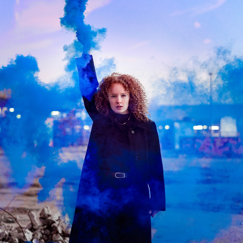 FireandIronFilm's tweet photo. 🌟🌟 ARTIST SPOTLIGHT: Jess Debenham 🌟🌟⁣
⁣
This month we’re shining a light on the work of Brighton based singer/songwriter Jess Debenham, whose latest music video for her single ‘Infrastructure’ has just dropped! 🎥⁣ https://t.co/6shRAv5EN7