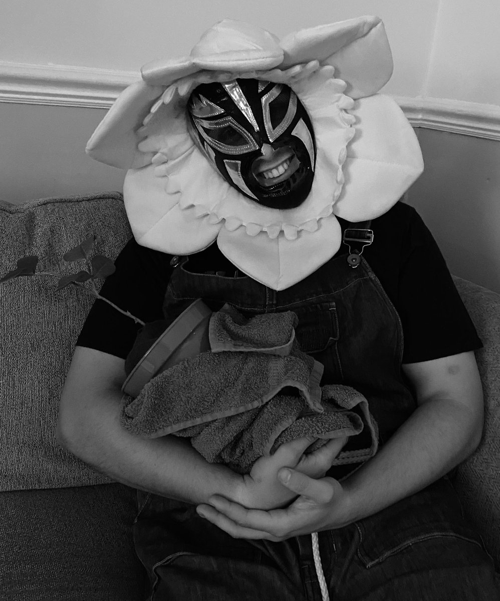 Huge congratulations to <a href="/OlPoppa_ATTACK/">Father & SonFlower</a> on the arrival of his newborn seedling.

Come support him and meet the newest member of the Sunflower family this weekend at Winterslam 5 in <a href="/WalkaboutCardif/">Walkabout Cardiff</a> 

Tickets available at ⬇️🎟️
bit.ly/3KhFRlT