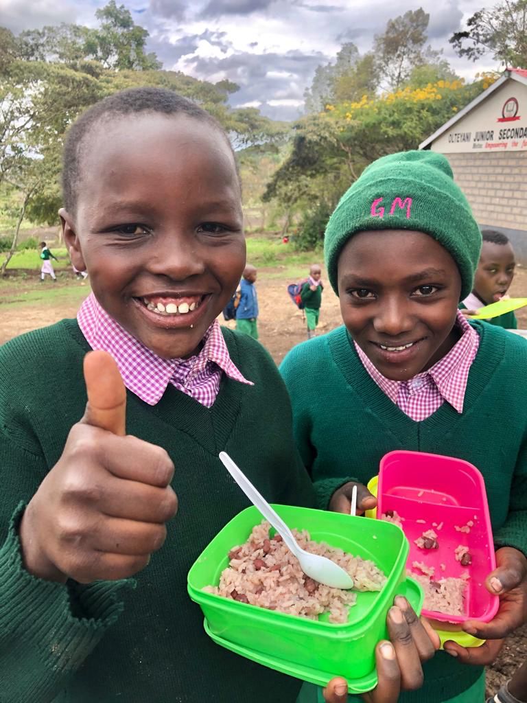 AminaFoundation's tweet photo. We are excited for our Nutritional Support Outreach& free dental checkup happening tomorrow for our students at Olteyani Pri School in partnership with @Spread_truthKE,@midwestfoodbank , @IllaramatakC & Maasai Oral Health CBO #KeepingGirlsInSchool #sharingmeals #SpreadingSmiles https://t.co/zfoAqXY8od