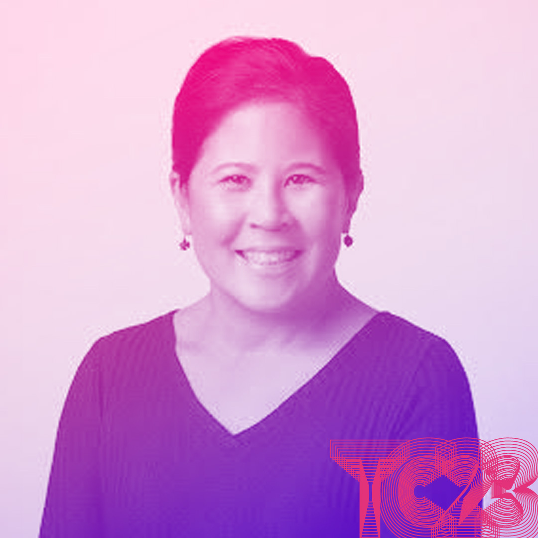 typecon's tweet photo. Type Crit will be back at TypeCon2023:Portland and this year’s cast of crit’ers — Glenda Bellarosa, John Downer, and Roger Black— will provide gentle, constructive criticism to designers who submit their individual type designs for review. #typecon #typecrit #typecon2023 https://t.co/lPI8R7ZOqq