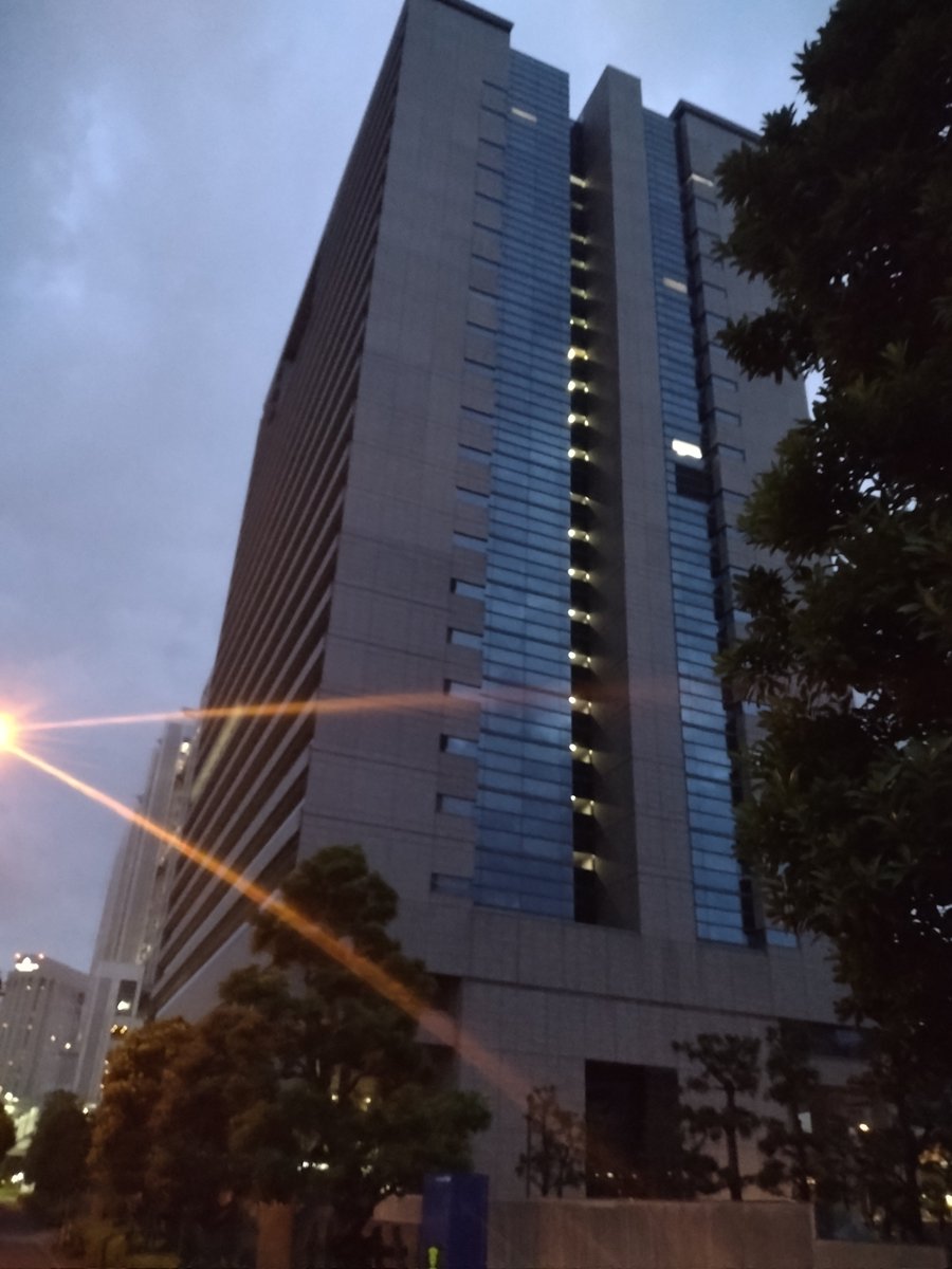 toc_gijutsu's tweet photo. #お台場営業所 です。

今夜もいつものスタジオ収録が来ます😆😆😆
いつもの作業ですが
流れ作業にならないよう
全力で頑張ります👍👍👍

#スタジオ 
#全力 https://t.co/JjWJFyk0xY
