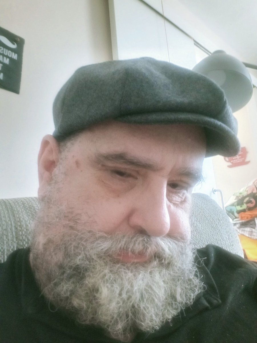 Who will fuck me in Harlow lol
Since I can't find a relationship