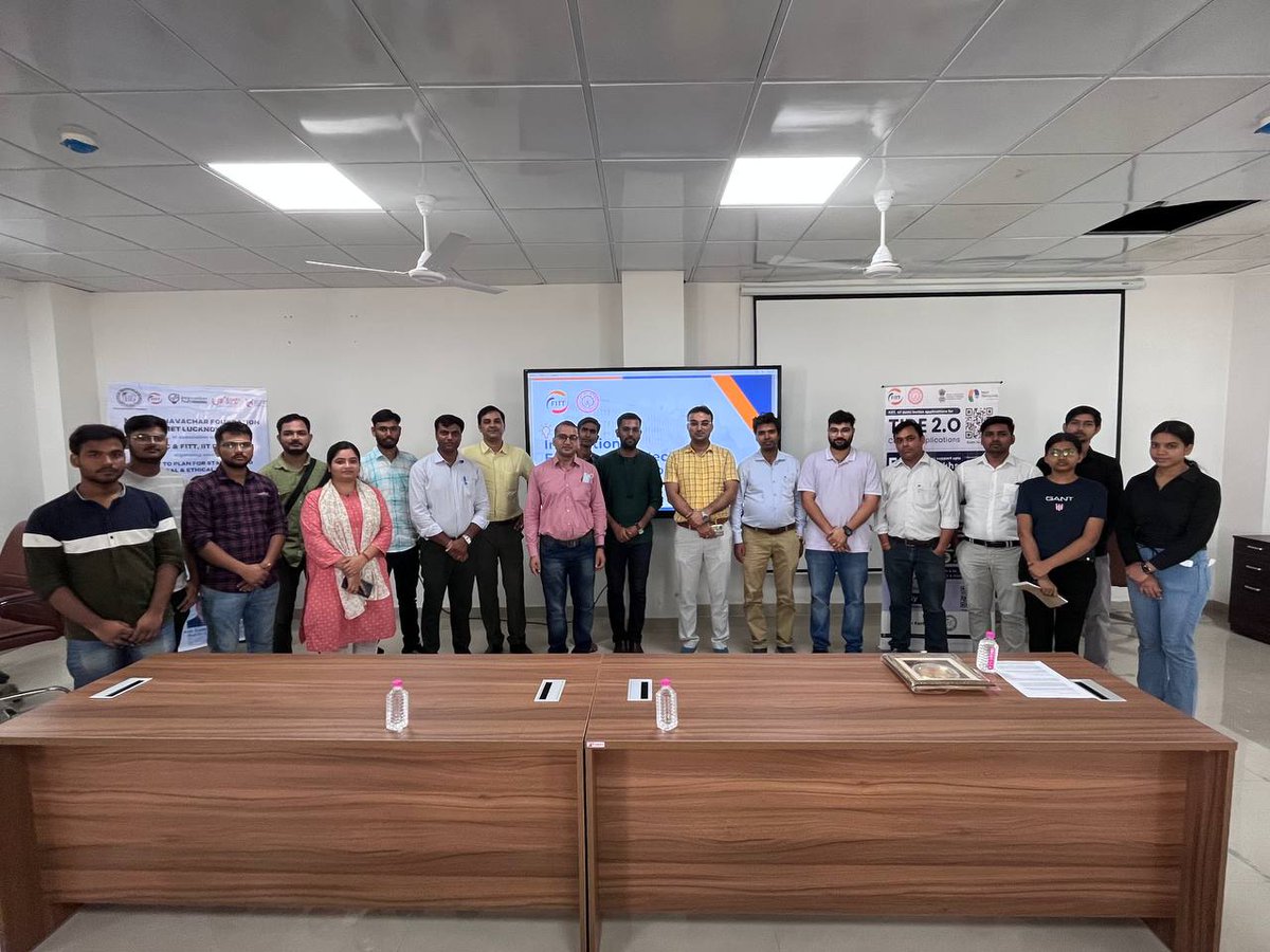 NNFIET's tweet image. Organized interactive session on How to plan for startup and legal &amp;amp; ethical Steps at NNF @iet_lucknow in association with @iic_ietlucknow &amp;amp; @fitt_iitd
Speaker of session @DewanshPoddar It was good &amp;amp; bonding session @ErAshishSPatel
@UPStartuppolicy @InnovationHubUP
@Vineetkansal2