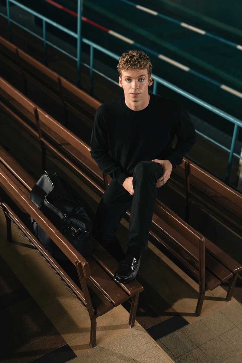 viewsfrance's tweet photo. Le quintuple champion du monde de natation Léon Marchand devient ambassadeur Louis Vuitton 🪡 https://t.co/zv7xsaTDp6