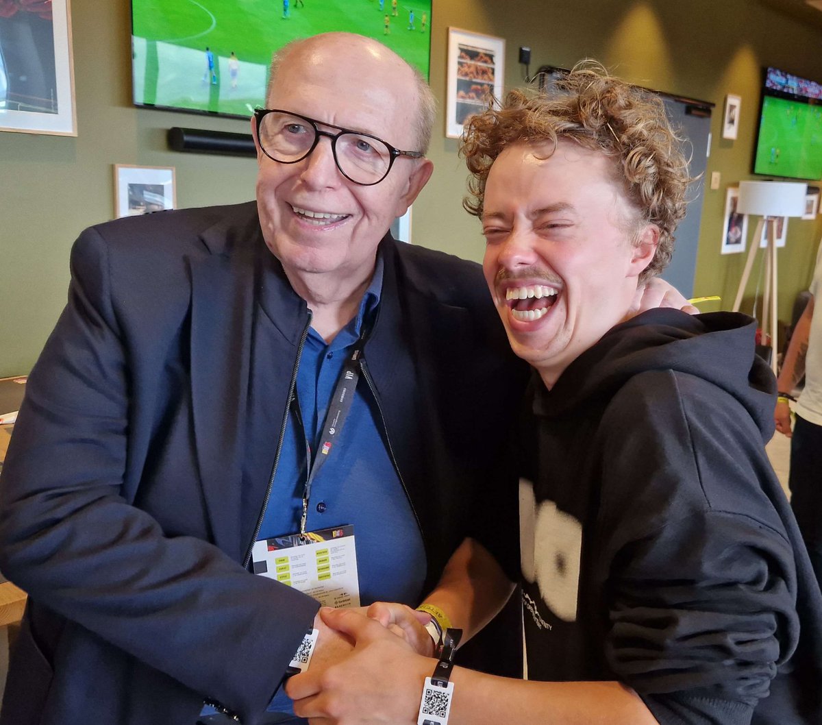 Ronny Berger tweet media