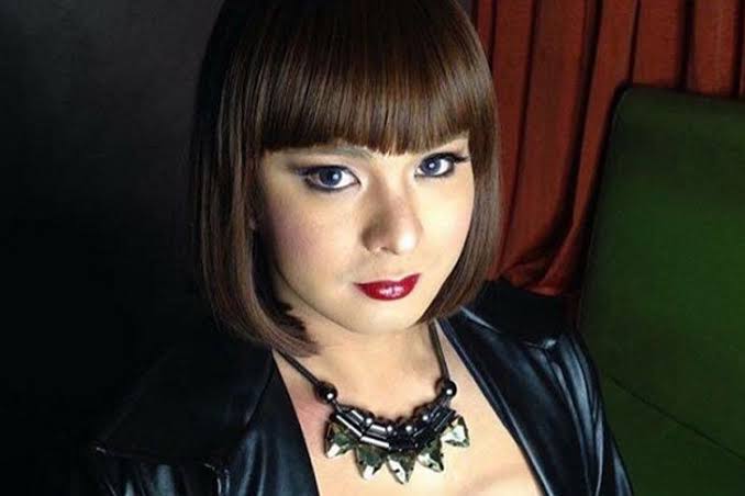 Bingoreo's tweet photo. @PopBase Yesss queeenn https://t.co/D1g8BsHVWX