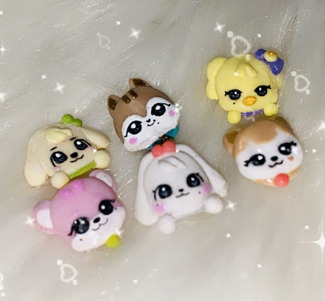 yapp0me0w's tweet photo. 8月も俺の爪が世界で一番可愛すぎてごめん💅💖
ガウルに見せたい🥹
@IVE_twt @IVEstarship @IVEstarship_JP
#IVE #ガウル #가을 #GAEUL #아이브 #minive #DALE #GANGANJI #NAORI #CHERRY #CHEEZ #ERANGE https://t.co/qzRktKThP3