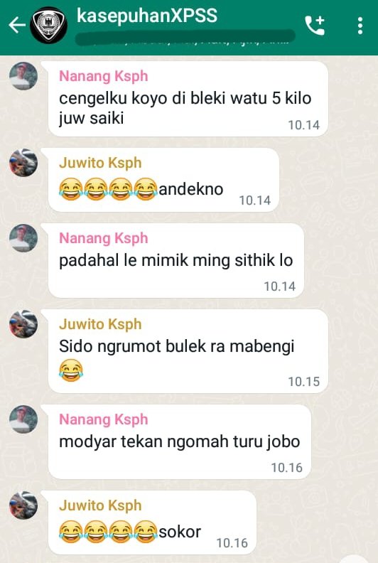 karena "turu njobo" adalah bagian dari romantisme kehidupan... ngoahahaha
before                                         after