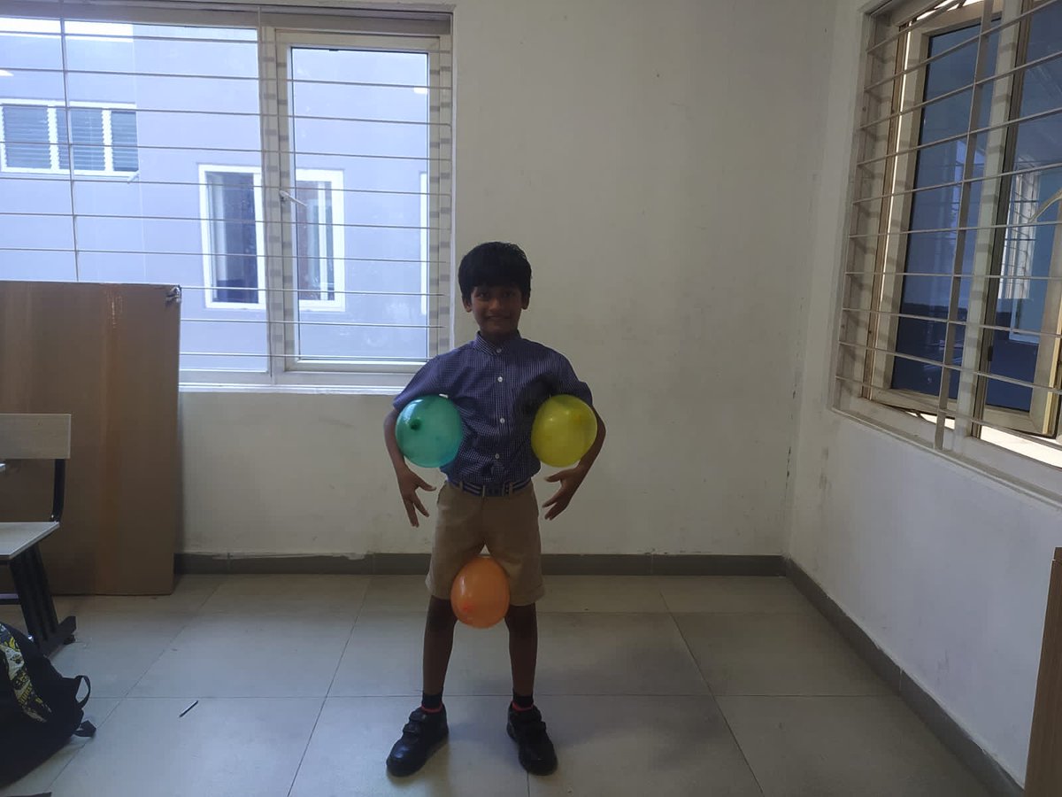 Our Grade 4 A enjoyed a balloon caterpillar race where they learnt teamwork, coordination and social skills with a lot of enjoyment.
#srinachammalvidyavani #Balloons #teamworkmakesthedreamwork #coordination #socialskill #funtime #HappyHour #enjoyment #Balloons #learning #Playing