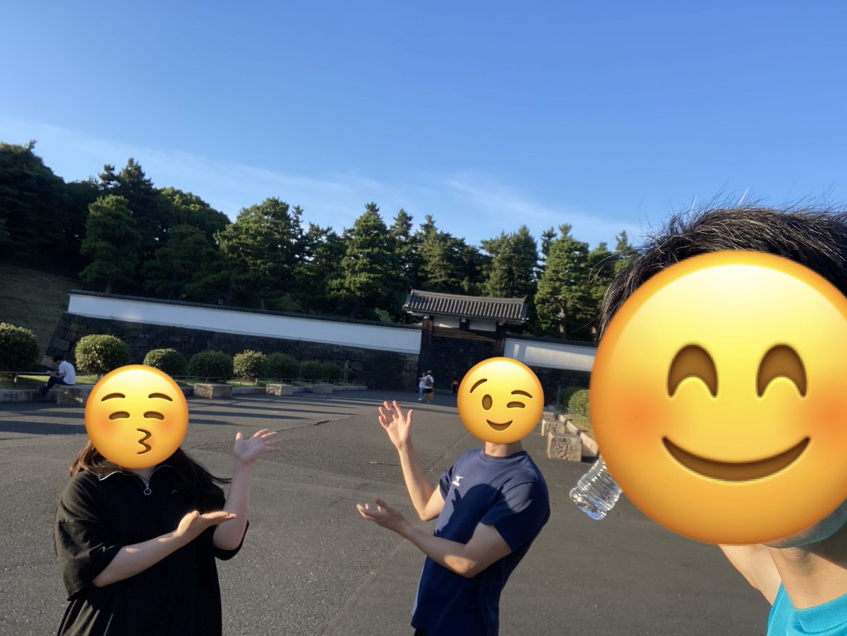 Waseda_ChocoEt's tweet photo. 7/29(土)夕方からサークル初活動皇居ランを行いました！
ランとはいえ、ゆっくり走ったり歩いたりと、のびのびと運動しました！
夕方涼しくなってから風を感じることができて気持ちよかったです〜🌱

運動が得意じゃない方や走るのが遅いって方もご心配無く！ぜひ皆さんも一緒に走りましょう〜🏃‍♂️ https://t.co/VFRYb34hs9