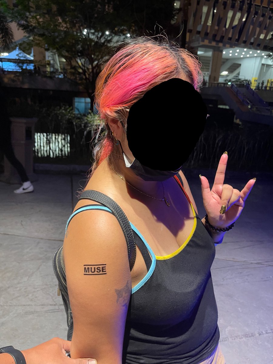 arielawitch's tweet photo. KL - Muse dump.
#MuseLiveInKL #MUSEINKL https://t.co/aZ6yGFYIYv