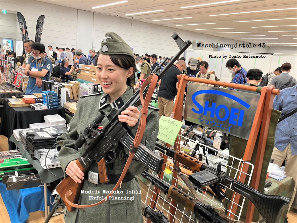 tomio_matsumoto's tweet photo. Tokyo Victory Show & MP43 replica model (Full Size Non Firing Museum Replica): This time as well, we were able to get good pictures thanks to the cooperation of Erfolg Planning!!!
#shoeiseisakusho
#modelgun
#モデルガン
#fallschirmjägergewehr42
#fg42
#maschinenpistole43
#mp43 https://t.co/crzBmYSjFf