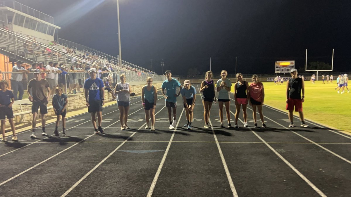 ehalfmann's tweet photo. Kicking Cross Country off like we’re  Cinderella leaving the ball! And someone even decided to join me! #snakefarm
#TolarRattlers https://t.co/BINHHzIe9j
