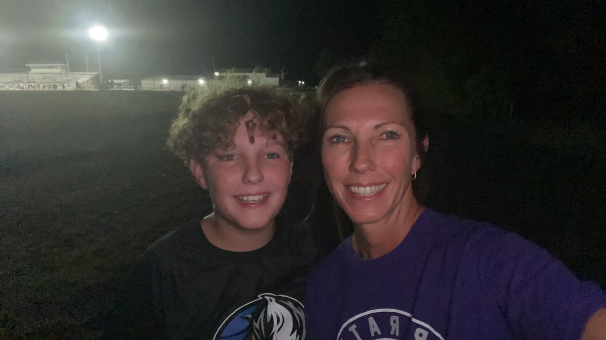 ehalfmann's tweet photo. Kicking Cross Country off like we’re  Cinderella leaving the ball! And someone even decided to join me! #snakefarm
#TolarRattlers https://t.co/BINHHzIe9j