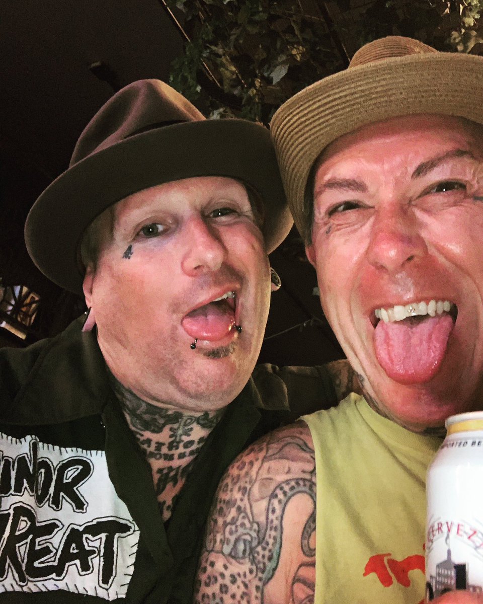 HoodDavey's tweet photo. Hanging With The 1503 Homie!! The Plagues!! https://t.co/QnSGpGXCXa