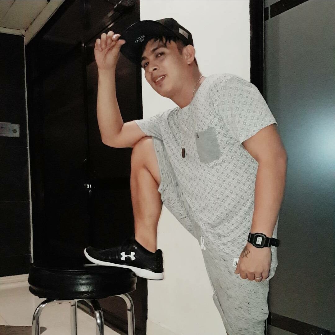 ian_2207's tweet photo. Available po ako https://t.co/Po91hgtrZo lng po. https://t.co/mNh0O4BKci