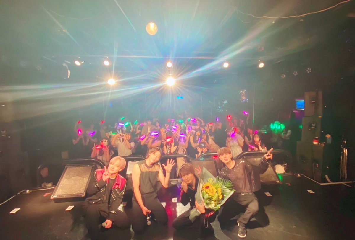 ReGene_info's tweet photo. りじぇね？活動休止前　ラストライブ
「りじぇNEXT？LIVE」
たくさんの方にお越しいただき
とても心に残るライブになりました。
メンバーリクは脱退、りじぇね？は活動休止に
なりますが、それぞれの道を引き続き応援いただけますと幸いです。
沢山の応援、誠にありがとうございました! https://t.co/rpPengQZNT