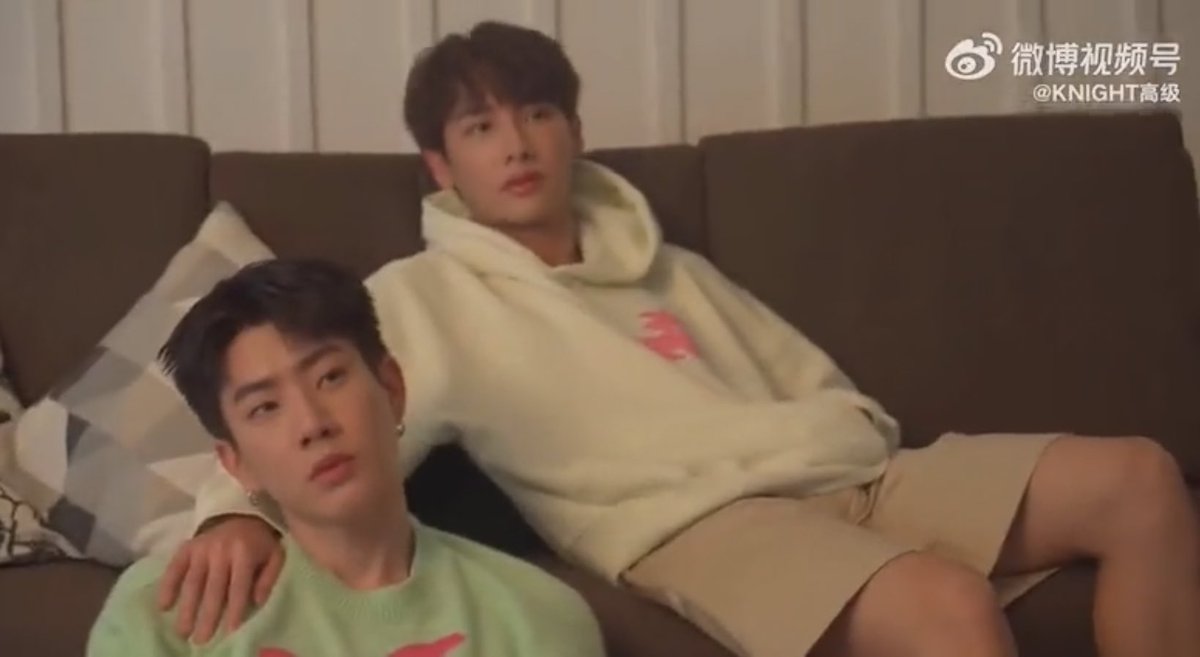 OFFGUN Café tweet media