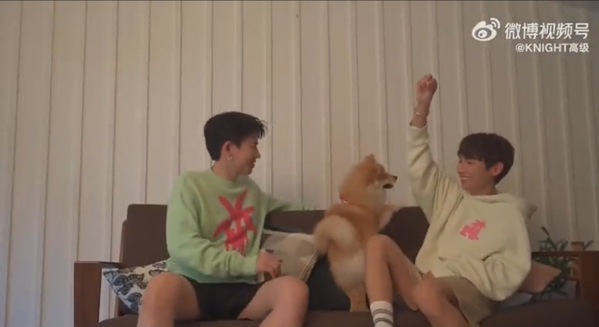 OFFGUN Café tweet media