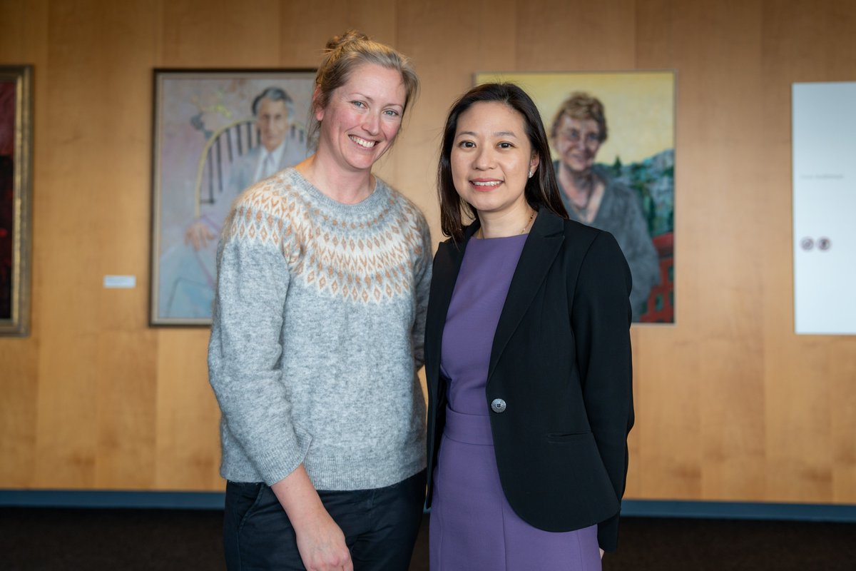 gibbs_lab's tweet photo. ๐ Congratulations, Dr. Belinda Lee, on a fantastic #PhDCompletion!
๐ Your research, dedicated to your patients, is truly inspiring and deeply felt by the audience in the room and online.
We are all so proud and thrilled @ProfPeterGibbs @PutoczkiLab @Gibbs_lab @WEHI_research https://t.co/2Jecjmd9h5