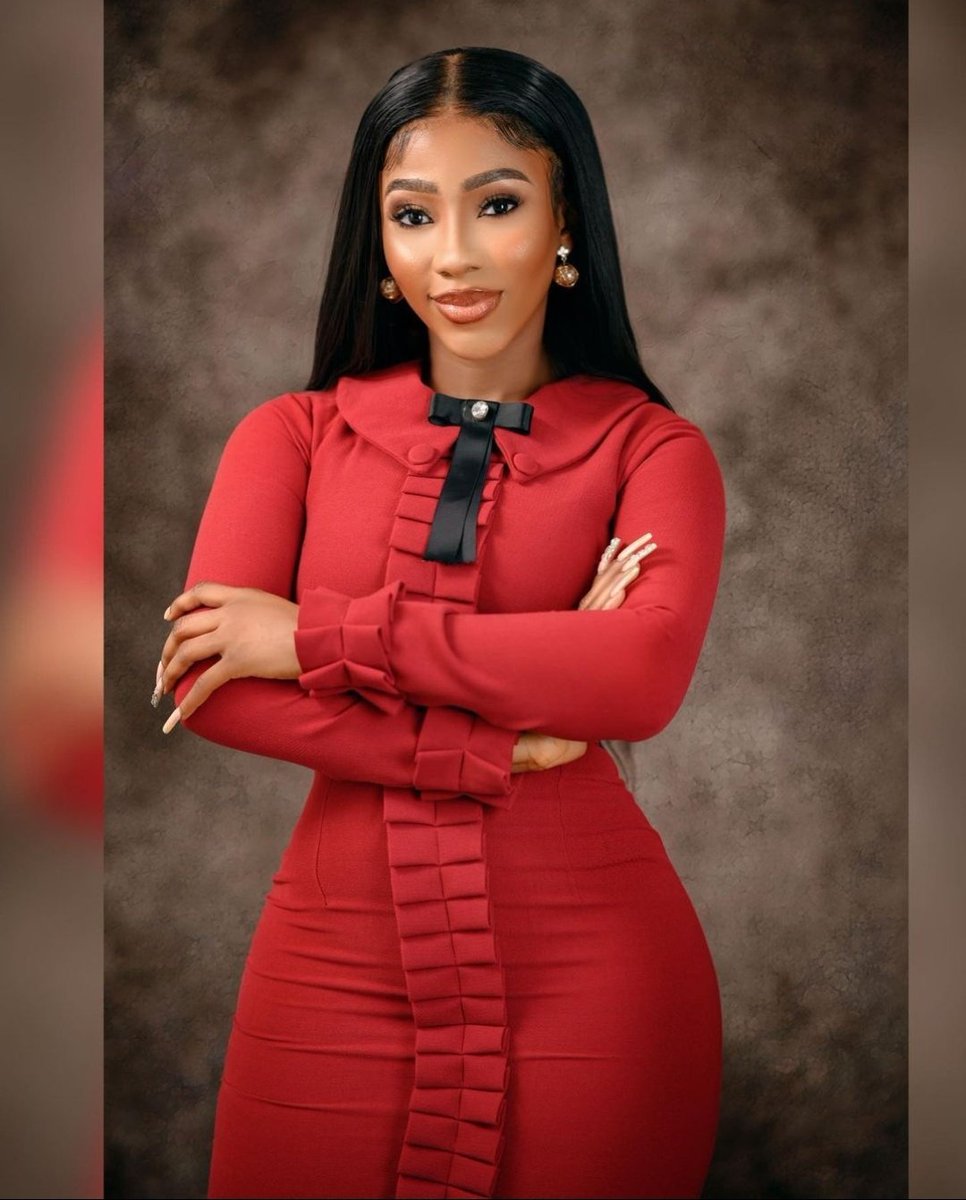 TWEETORACLE's tweet photo. It's OFFICIAL Now, I am gonna support @real_mercyeke this season on #BBNaijaAllStars
She has grown incredibly since 2019 Pepper Dem season. The way she carries Herself in the house, so examplary, Zero Toxic vibes.
She's a girly Girl with the coolest vibes.
Let's Do this Mercenaries for the Undisputed QUEEN OF HIGHLIGHTS.