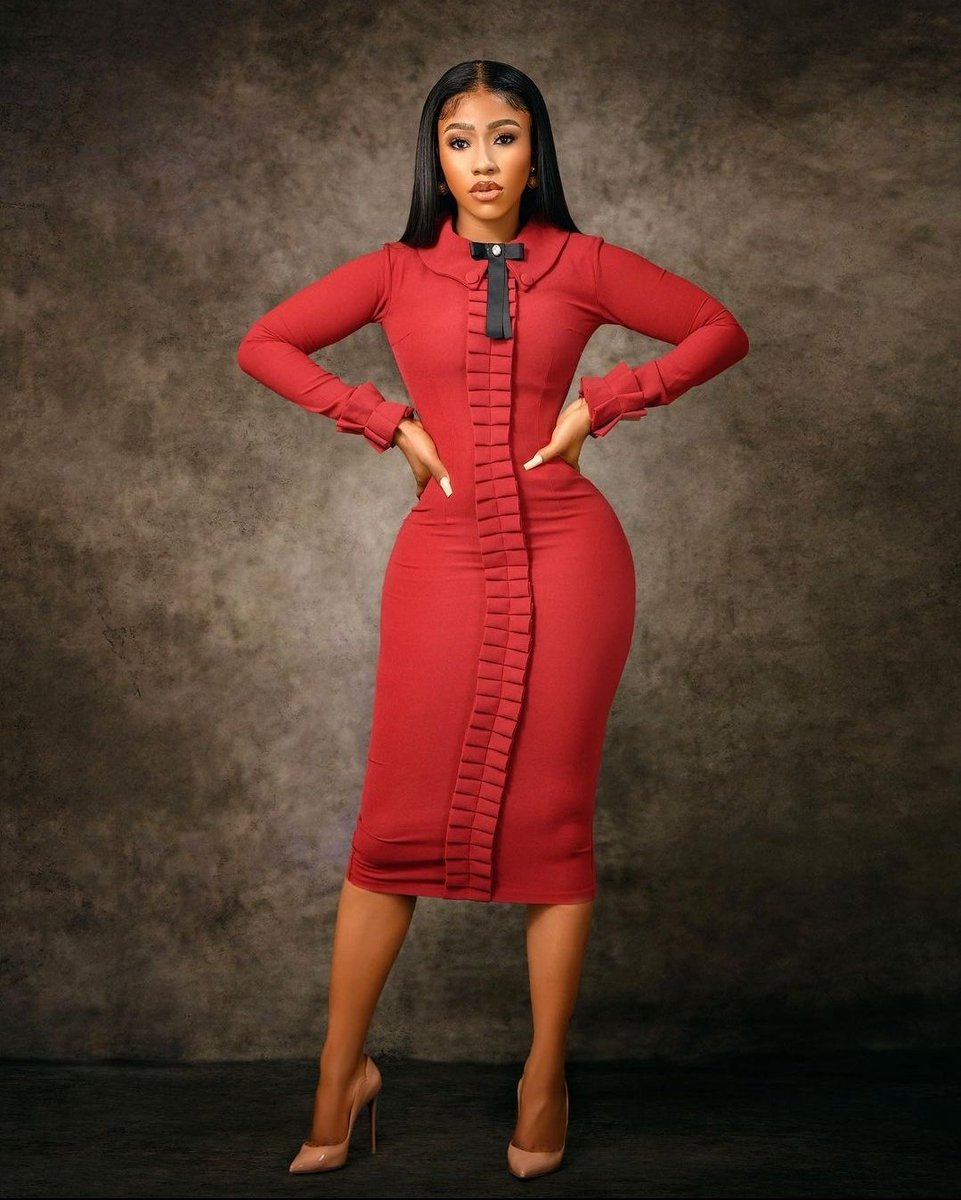 TWEETORACLE's tweet photo. It's OFFICIAL Now, I am gonna support @real_mercyeke this season on #BBNaijaAllStars
She has grown incredibly since 2019 Pepper Dem season. The way she carries Herself in the house, so examplary, Zero Toxic vibes.
She's a girly Girl with the coolest vibes.
Let's Do this Mercenaries for the Undisputed QUEEN OF HIGHLIGHTS.