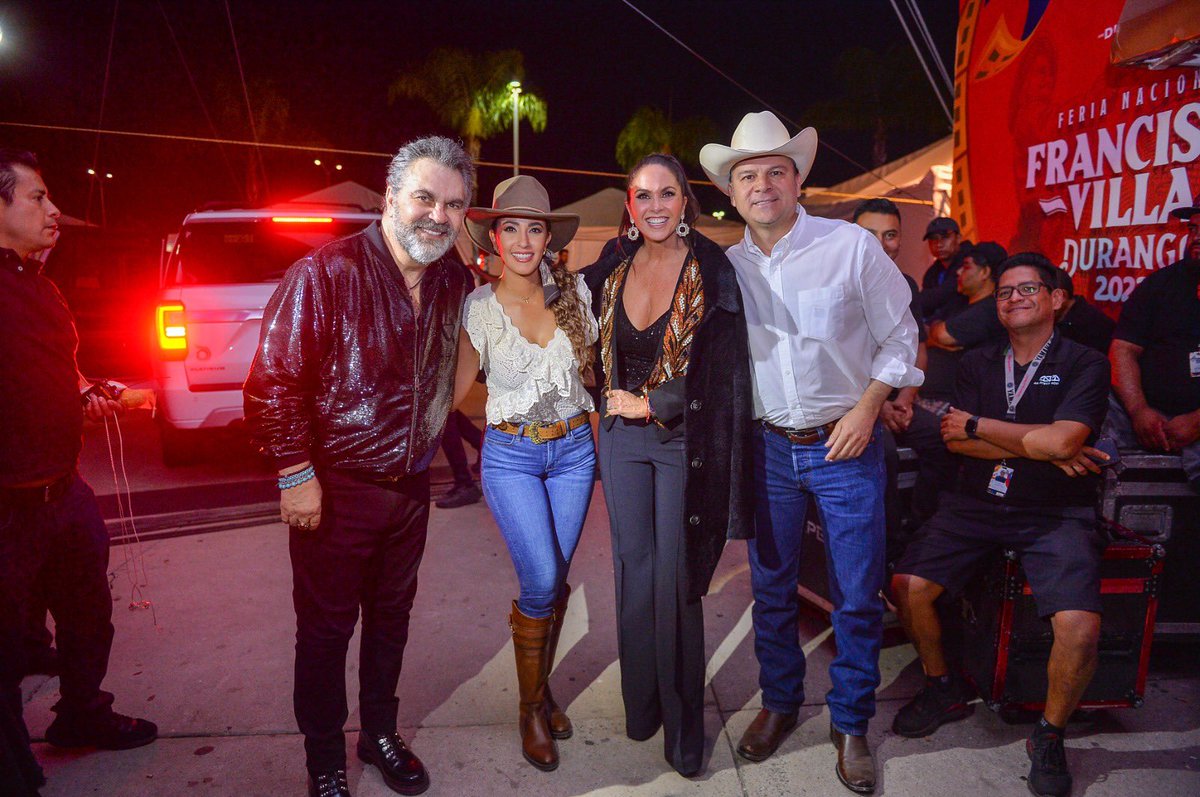 EVillegasV's tweet photo. 🎡 Conciertos a tope, saldo blanco, miles de familias y toneladas de diversión nos deja esta primera Feria Nacional Durango Francisco Villa

Con un concierto para recordar, @LuceroMexico y @MijaresOficial llenaron la velaria de la @FENADUoficial para  despedimos hasta el próximo año con más espectáculos para nuestras familias duranguenses y los miles de turistas que, con gusto, recibimos.