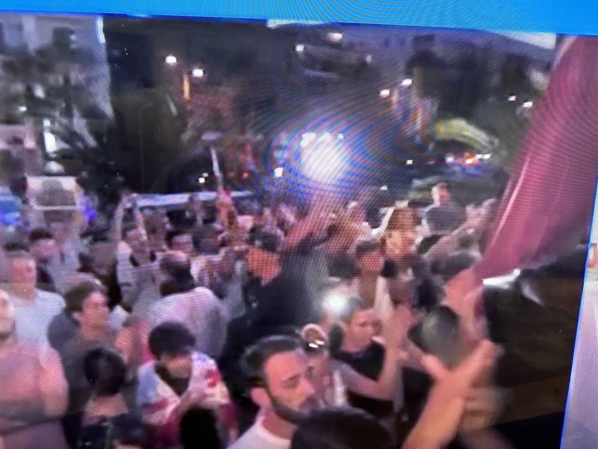 petras_petras's tweet photo. Georgians protest against another cruise ship visit to #Batumi port bringing more russian tourists. Playing by #Kremlins’s hybrid playbook of interference the #Georgian society pays a price of increasing poliarization https://t.co/o2Q07o92BU